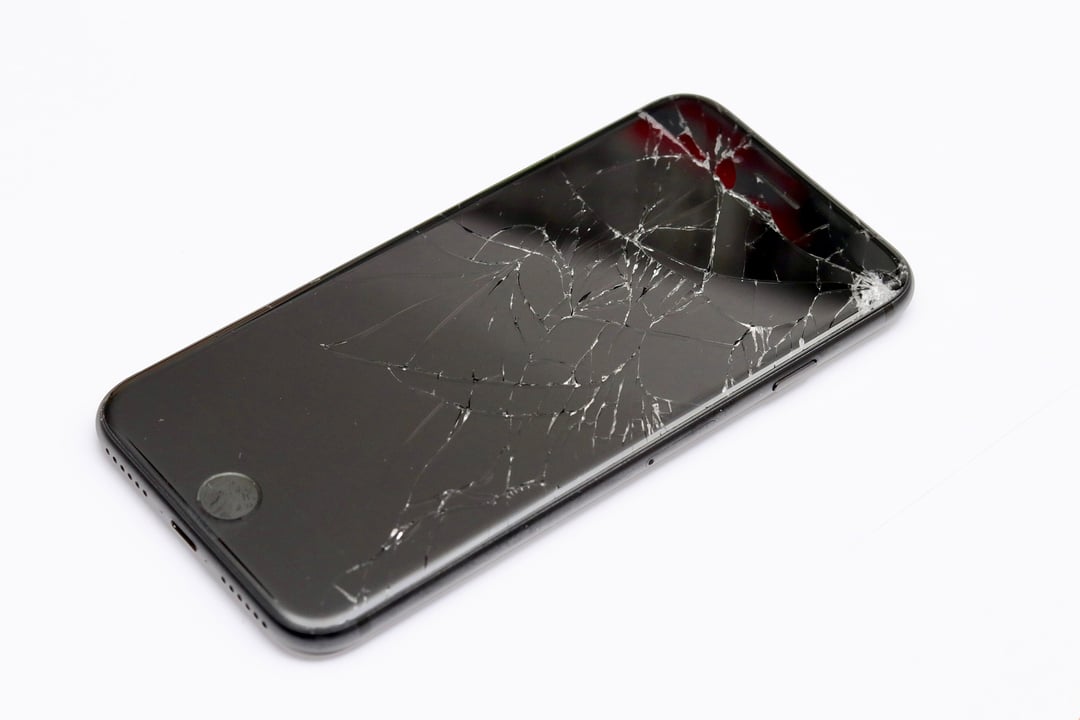 Замена стекла iPhone