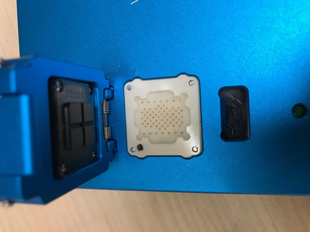 Замена NAND-Flash на iPhone 6s и iPhone 6s Plus