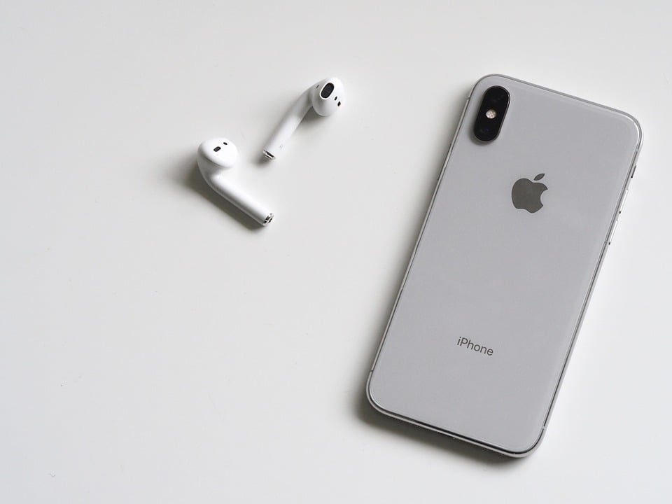 Ремонт iPhone: своими руками или сервисный центр?