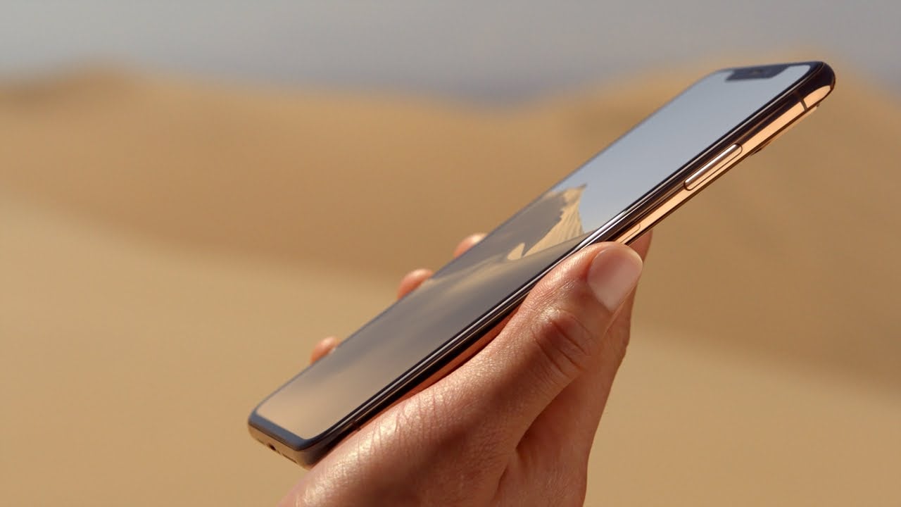 Возгорание iPhone XS Max: всё когда-то случается впервые