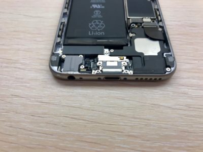 Как чистить микрофон iphone 6